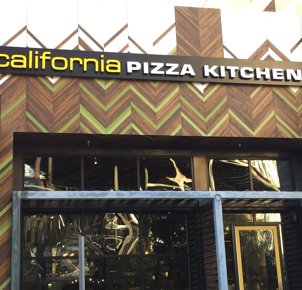 California-Pizza-Kitchen-17